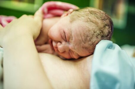 Tipo de parto afeta o sistema imunológico das crianças, diz estudo