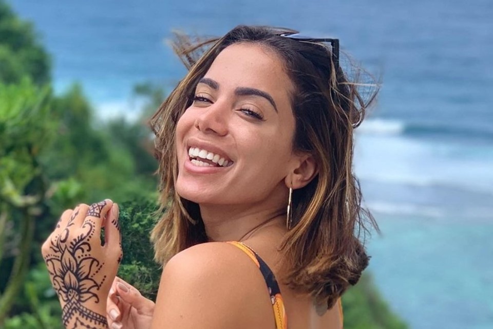 “Sempre gostei de garotas”, fala Anitta sobre bissexualidade