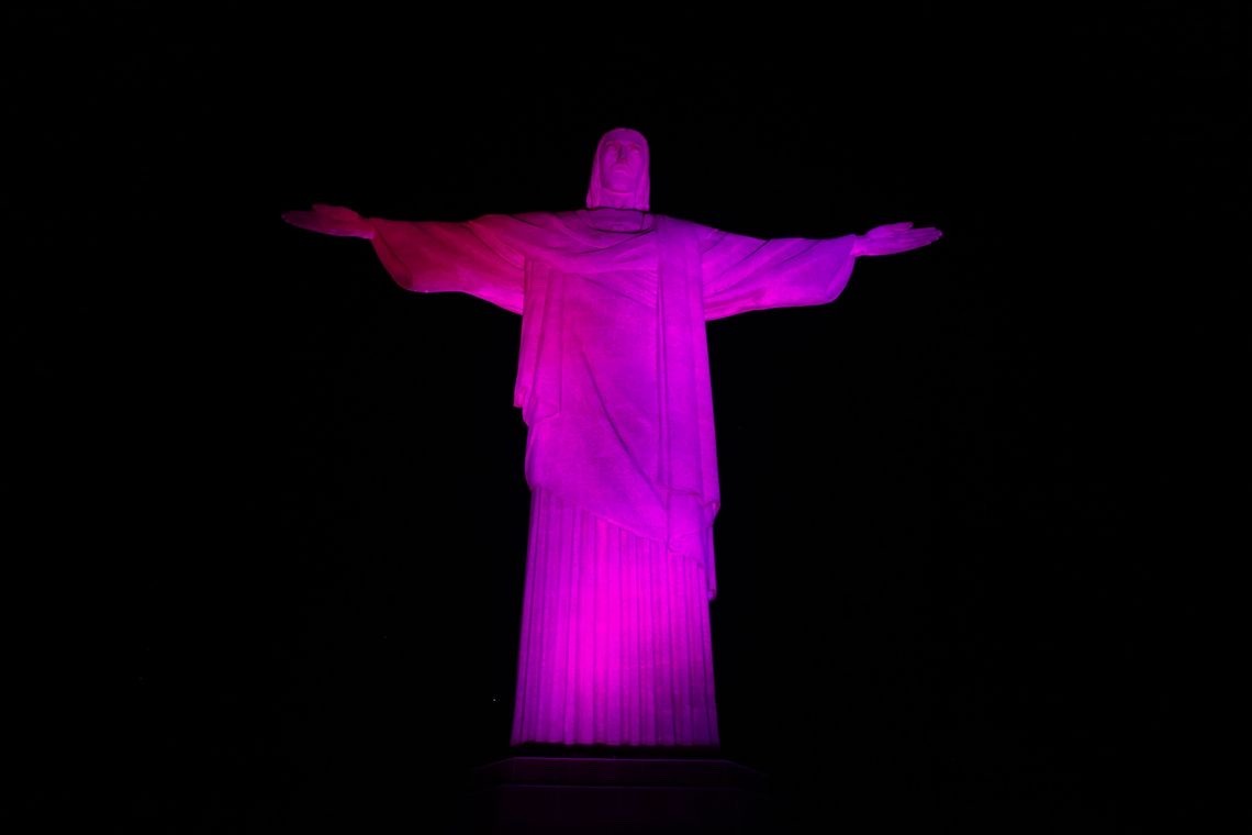 Fundação Laço Rosa busca empregabilidade da paciente com câncer