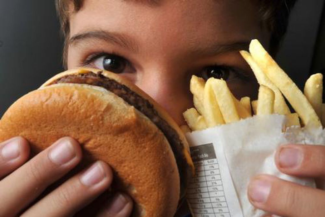 Saúde lança campanha para prevenir a obesidade infantil