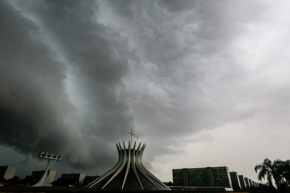 Atenção! Inmet prevê fortes chuvas para este fim de semana no DF