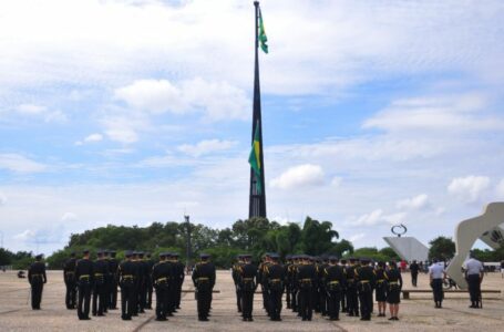 Festa na Esplanada para comemorar os 59 anos de Brasília