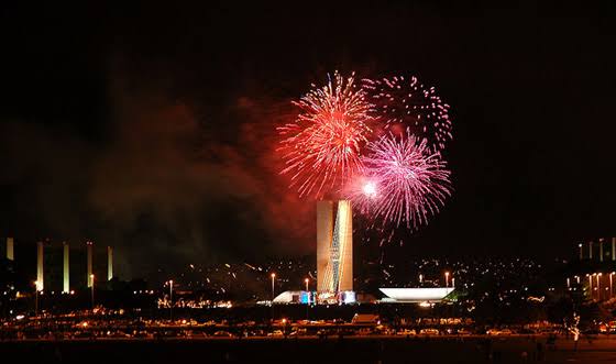 Confira a programação do Réveillon 2020