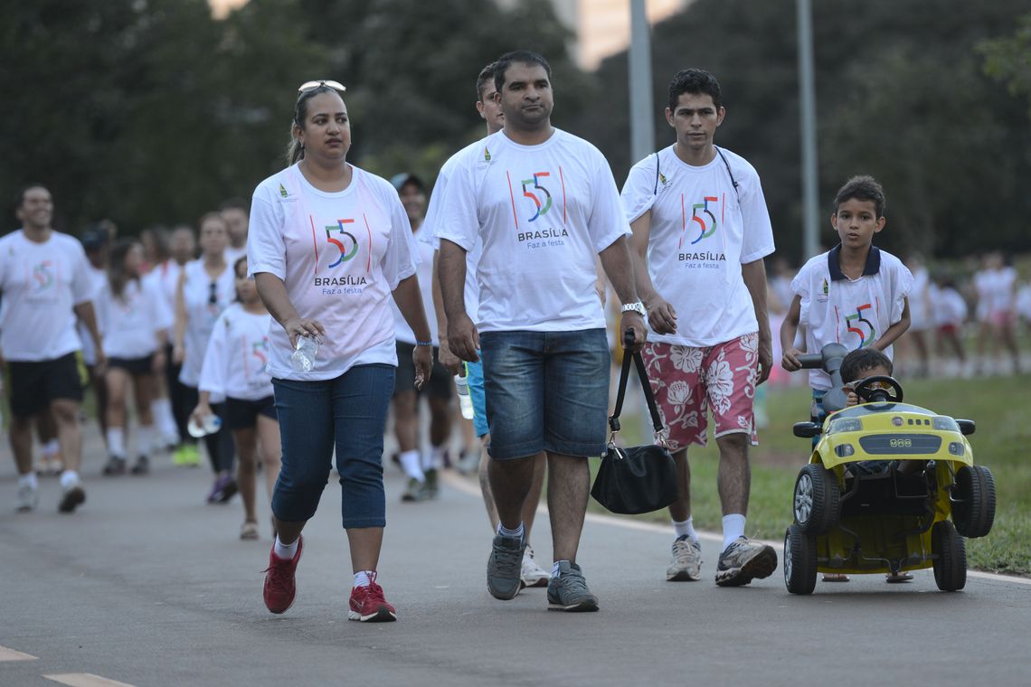 Dia Mundial de Combate ao Câncer: médicos recomendam atividade física