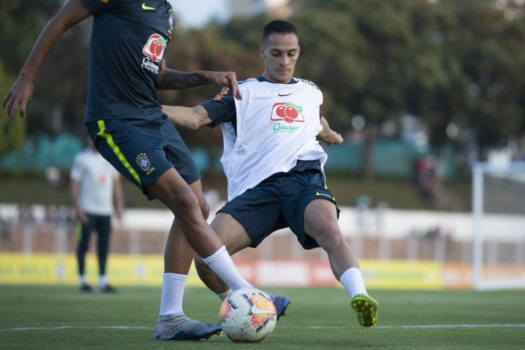 Seleção sub-23 enfrenta Colômbia em fase decisiva do Pré-Olímpico