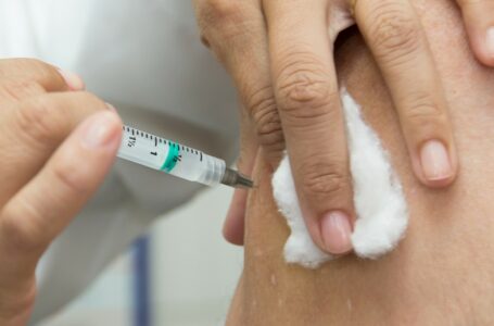 Campanha de vacinação contra gripe já atingiu 73% do público-alvo no DF
