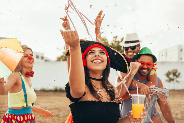 Saiba os cuidados que o folião deve ter no carnaval