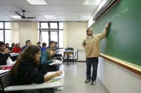 Educação deve nomear 821 professores efetivos até sexta-feira