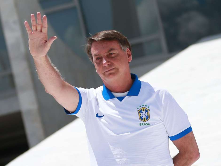 “Não estou preocupado com minha popularidade”, diz Bolsonaro