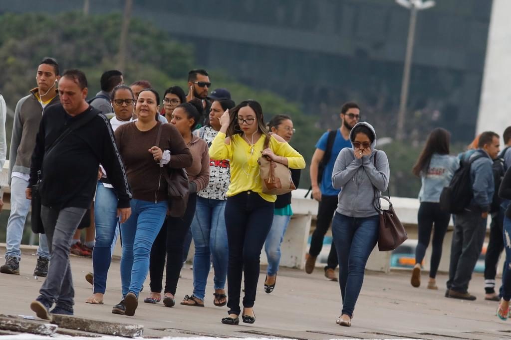 Temperatura começa a cair nas capitais brasileiras a partir de maio