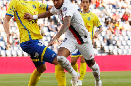 Neymar dá show em goleada do PSG no amistoso contra Waasland-Beveren