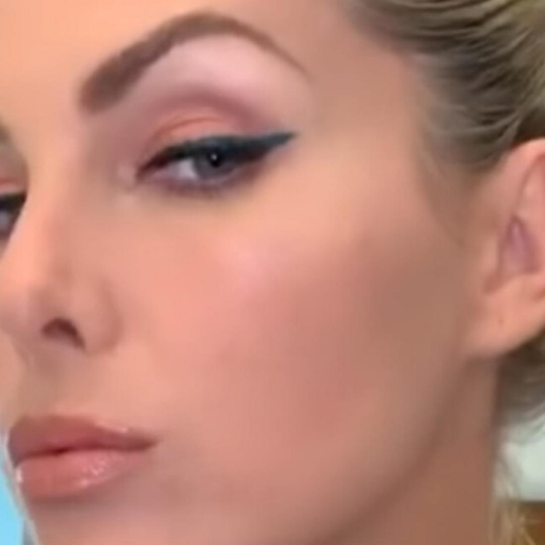 Ana Hickmann ensina 2 delineados coloridos: “Tô viciada”