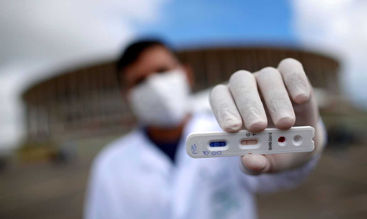 NÃO SE PODE RELAXAR | Recuperados da Covid-19 mantêm cuidados mesmo após infecção
