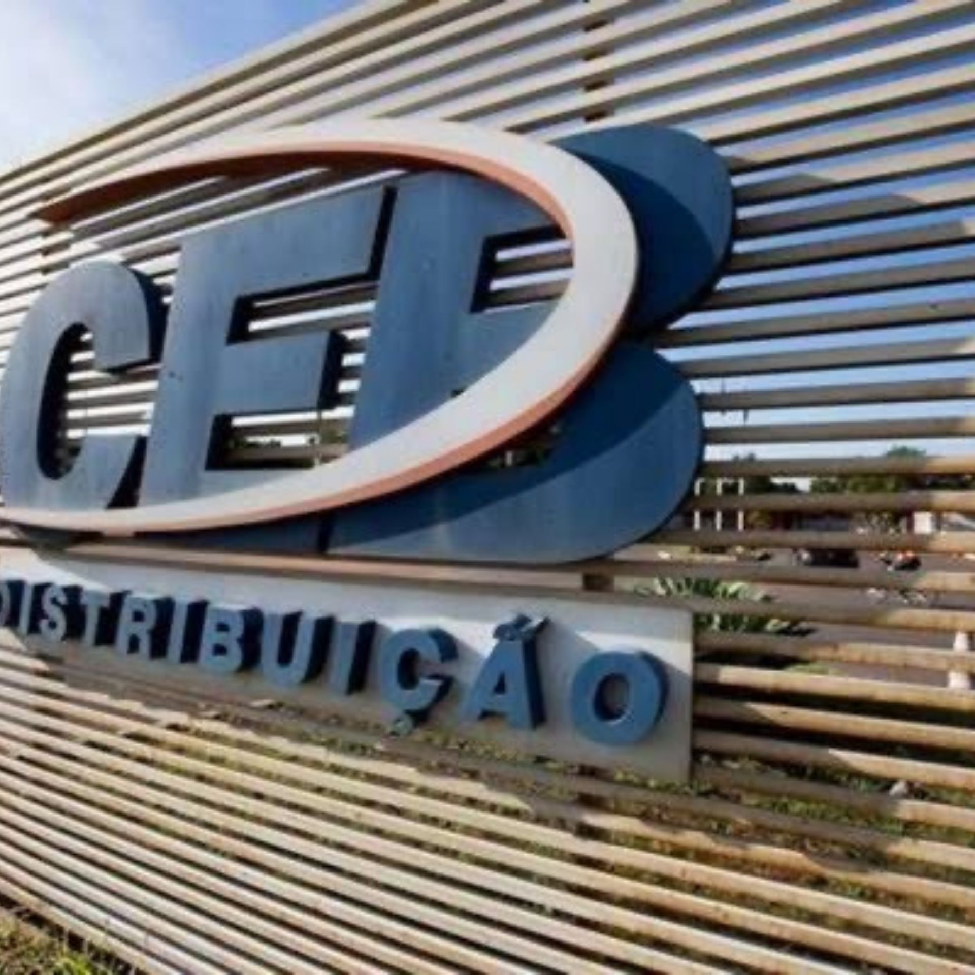 Acionistas aprovam a venda das ações da CEB Distribuição, sem incluir os terrenos