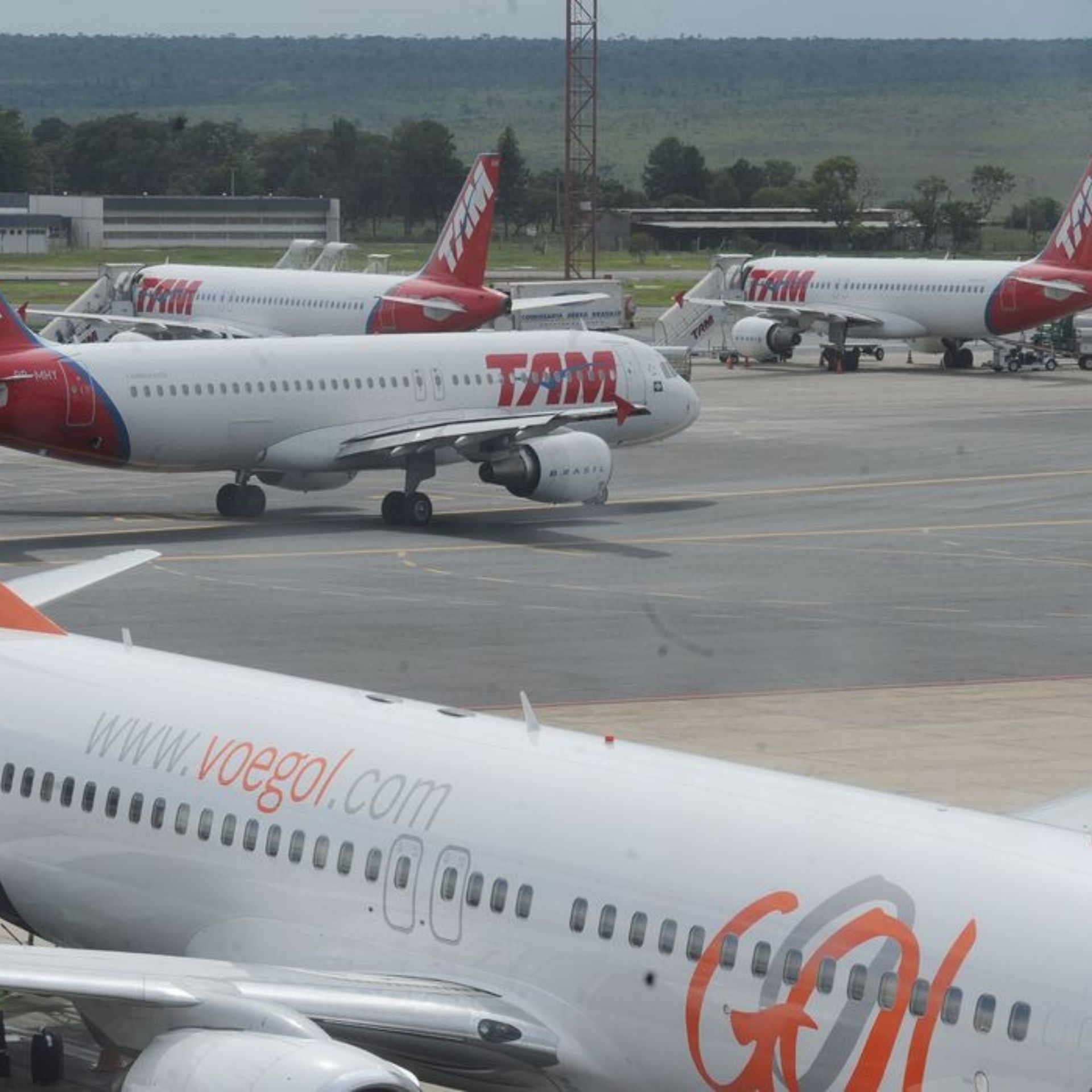 Mais de 700 mil pessoas devem movimentar os aeroportos no feriado 