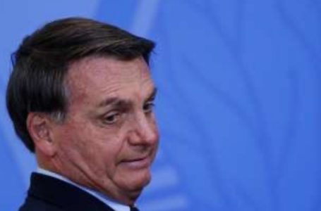 Bolsonaro ironiza Moro e diz não apadrinhar ministros