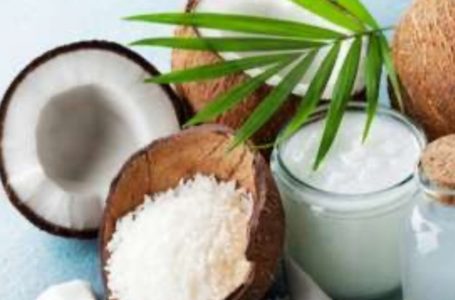 Conheça os benefícios do óleo de coco para a região íntima feminina