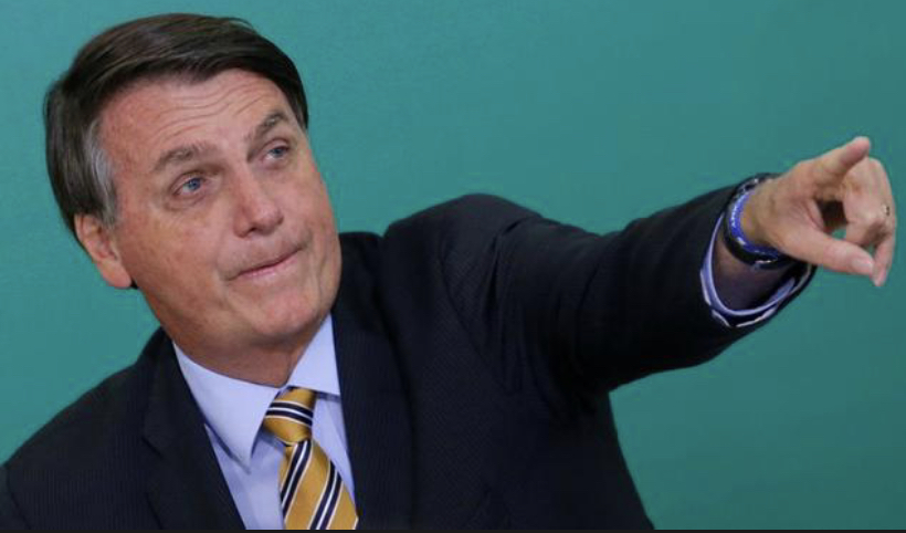 Bolsonaro sanciona LDO e veta dispositivo que impedia limitação de gastos com vacinas contra Covid