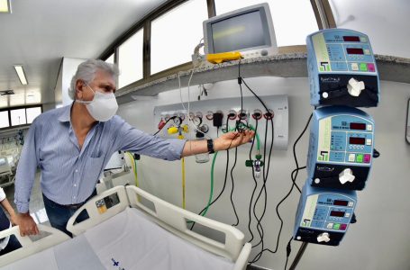 Caiado inaugura oitavo Hospital de Campanha, com 186 leitos para tratamento da Covid-19, em Uruaçu