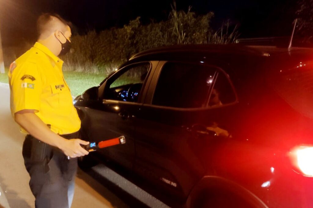 Além da Toque de Recolher, Detran segue orientando motoristas