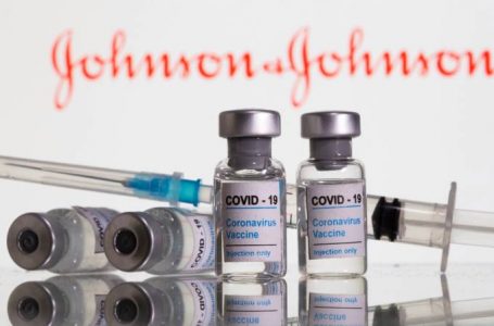 Estados Unidos suspendem uso da vacina da Johnson & Johnson contra covid
