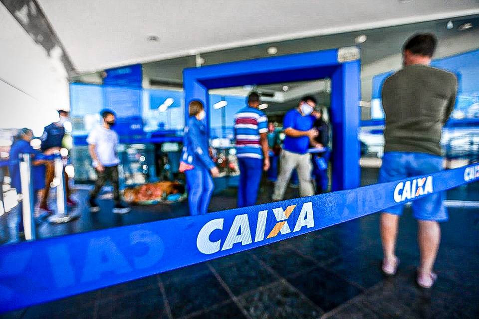 Caixa paga 2ª parcela do auxílio emergencial para os nascidos em abril