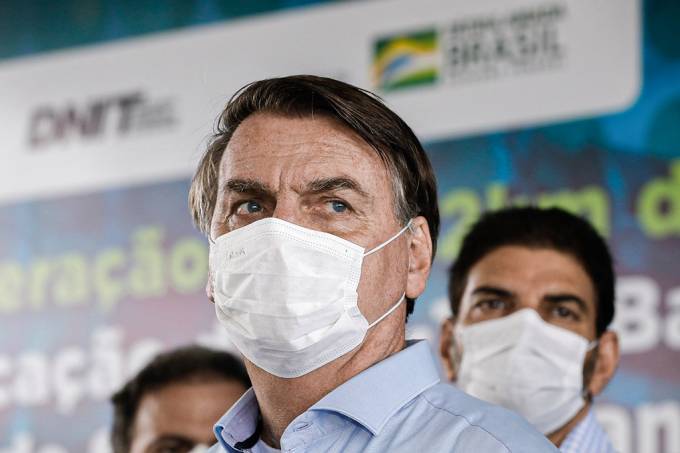 Bolsonaro fala em aumentar Bolsa Família em ‘pelo menos 50%’