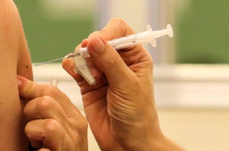 “Até setembro, Goiás vacina população acima de 18 anos”, afirma Caiado ao projetar avanço da campanha