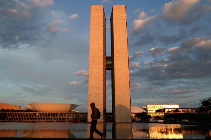 Congresso tem semana agitada, com votações importantes antes do recesso