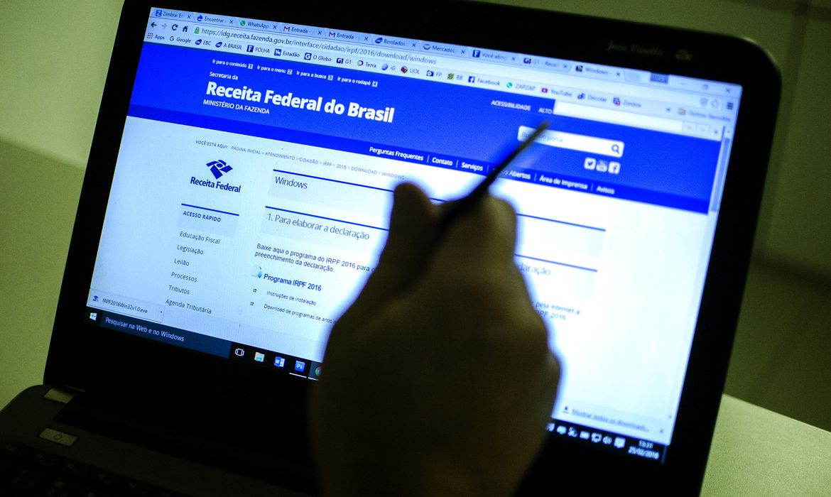 Receita libera consulta a terceiro lote de restituição do IR