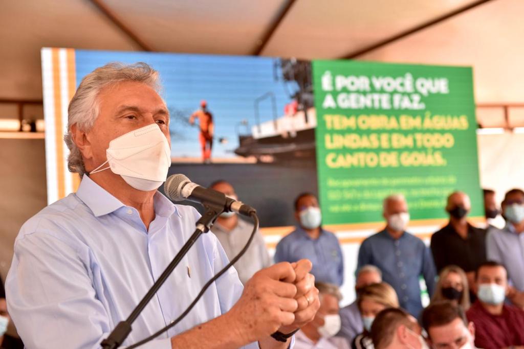 Caiado anuncia, para setembro, retomada de obras do Hospital de Águas Lindas de Goiás