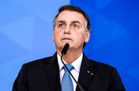 Reprovação e crises marcam mil dias da gestão Bolsonaro