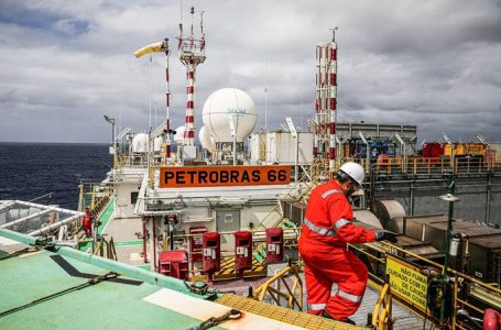Petrobras questiona governo sobre existência de estudos para privatização