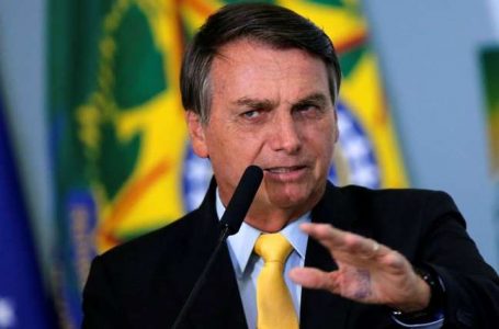 Bolsonaro diz que decidirá em março se irá tentar reeleição