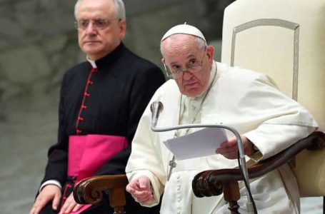 ‘É o momento da vergonha’, diz Papa sobre pedofilia na França