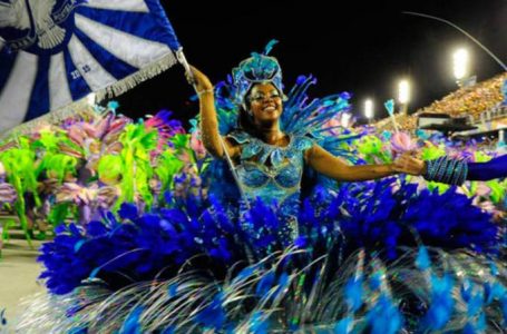 Venda de ingresso para os desfiles das escolas de samba do Rio começa hoje