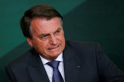 Bolsonaro diz que Petrobras ‘infelizmente’ é independente