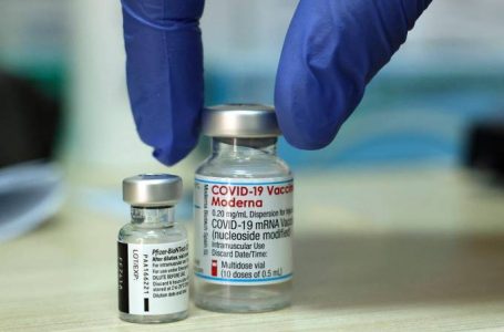 Moderna diz que 3ª dose de sua vacina aumentou proteção contra Ômicron
