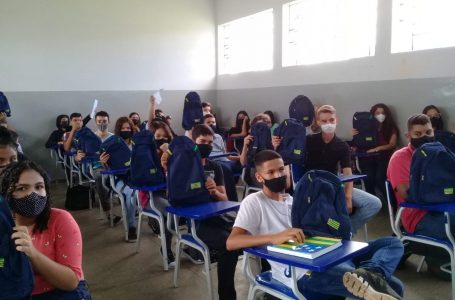 Goiás é 1º no País a retornar às aulas 100% presenciais