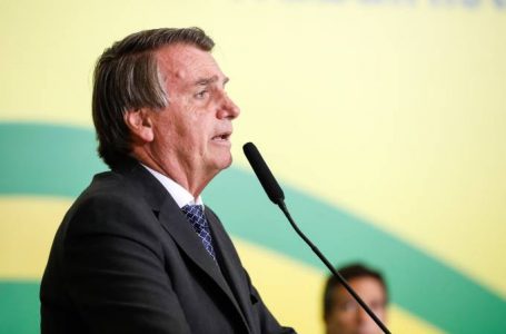 Se pudesse, ficaria livre da Petrobras, diz Bolsonaro