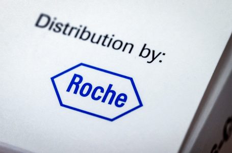 OMS acrescenta remédio para artrite da Roche à lista de medicamentos para Covid-19