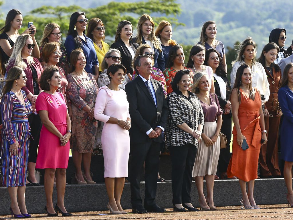 Bolsonaro faz evento com mulheres para tentar reduzir desaprovação de eleitoras