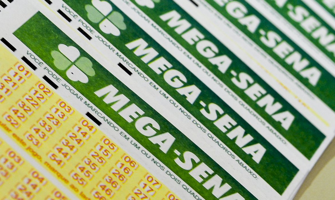 Mega-Sena deste sábado sorteia prêmio de R$ 4 milhões