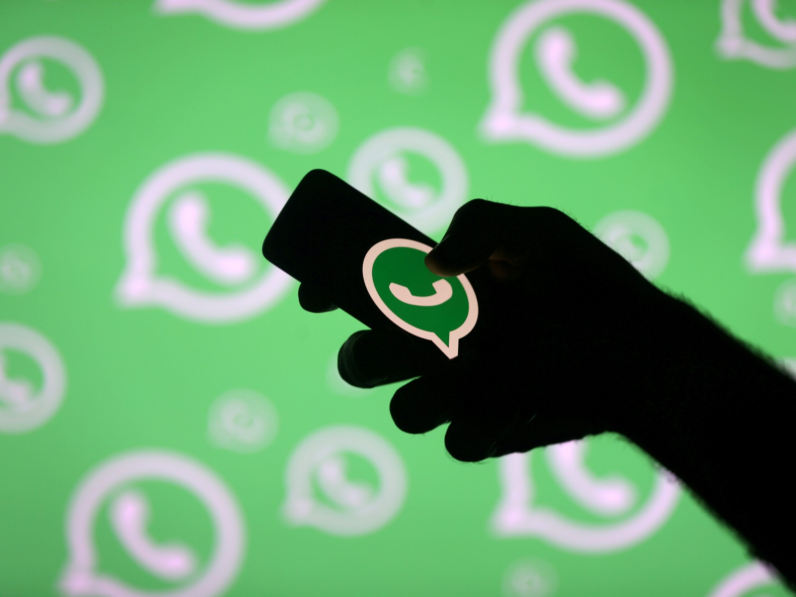 WhatsApp: nova atualização libera reações com emojis