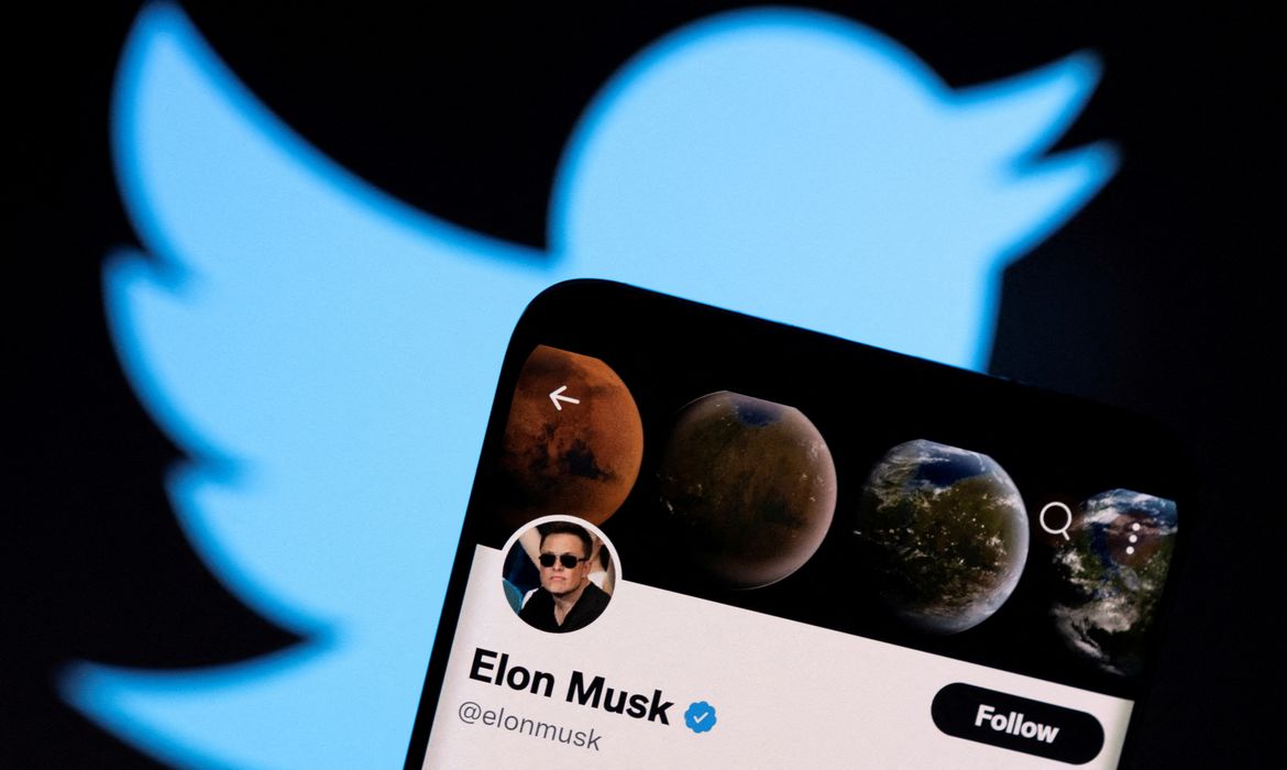 Musk acusa Twitter de reter informação e ameaça desistir da compra