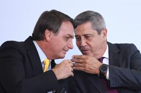 Bolsonaro diz que vai anunciar Braga Netto como vice na sua chapa para reeleição