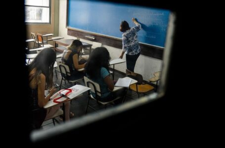 Universidade distrital abre primeiro concurso para professor