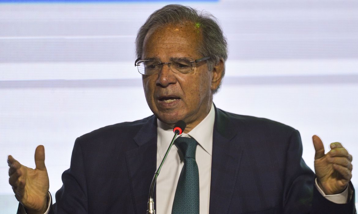 Brasil crescerá entre 3% e 4% nos próximos anos, diz Paulo Guedes