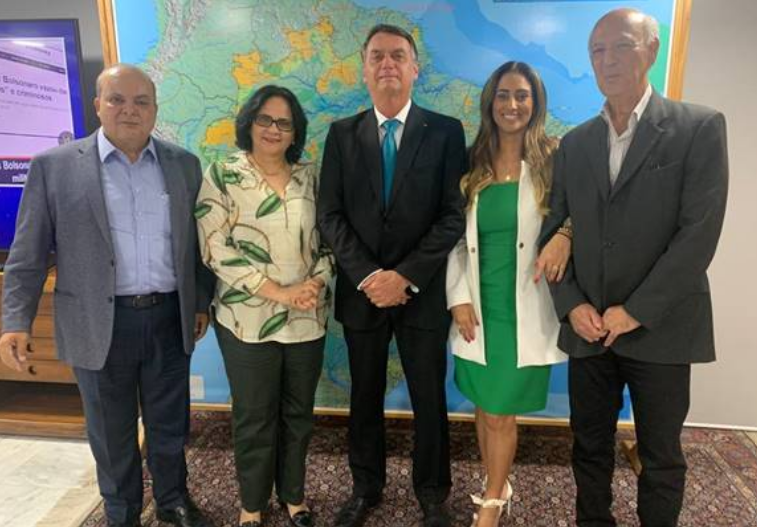 Após reunião com Bolsonaro, chapa com Ibaneis, Arruda e Flávia é unificada