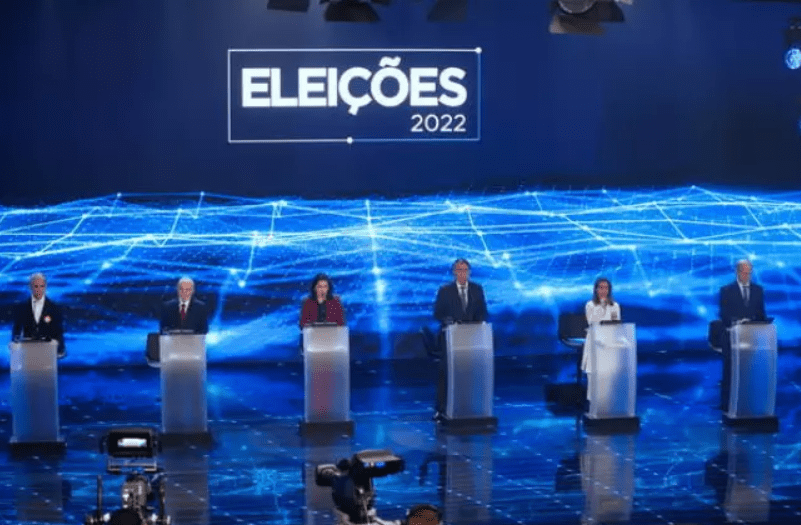 Primeiro debate presidencial é marcado por troca de farpas